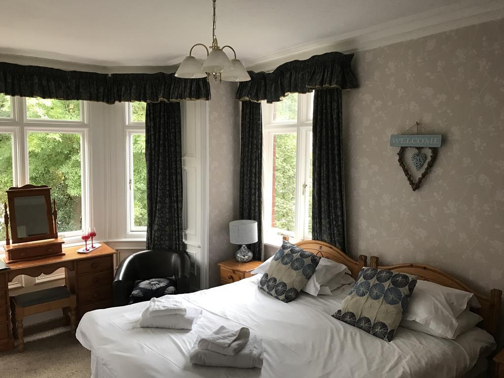 The Grove Bed & Breakfast Whitby Eksteriør bilde